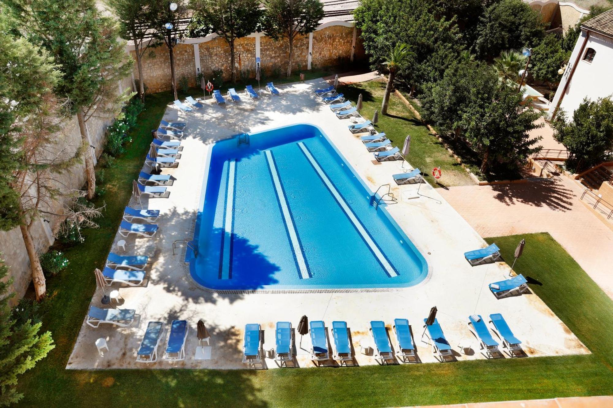 Hotel El Carmen Puente Genil Dış mekan fotoğraf