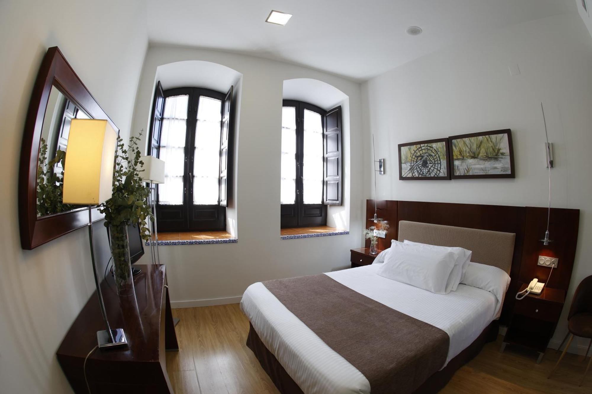 Hotel El Carmen Puente Genil Dış mekan fotoğraf